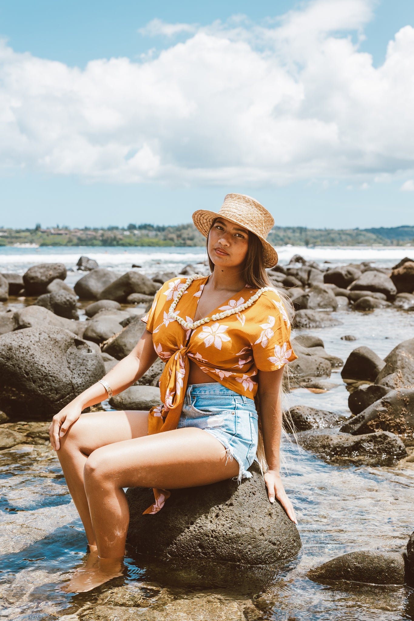 OLU WRAP TOP