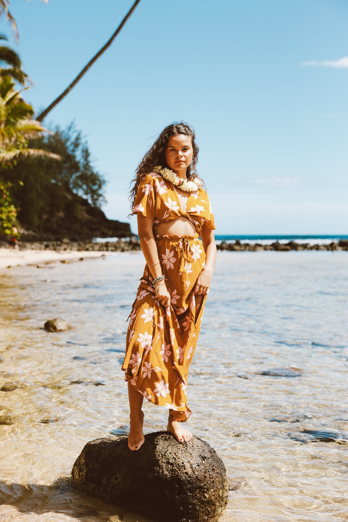 OLU WRAP TOP