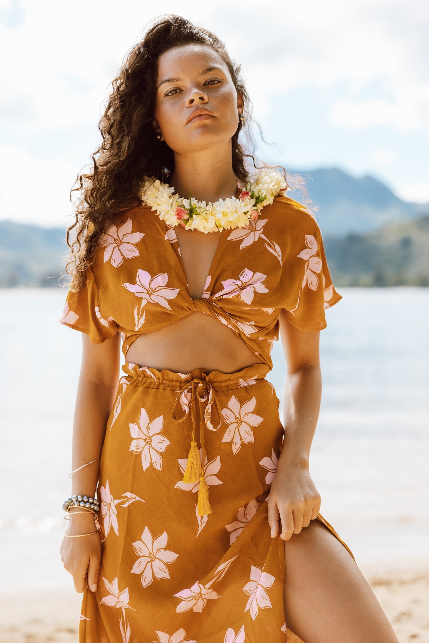 OLU WRAP TOP