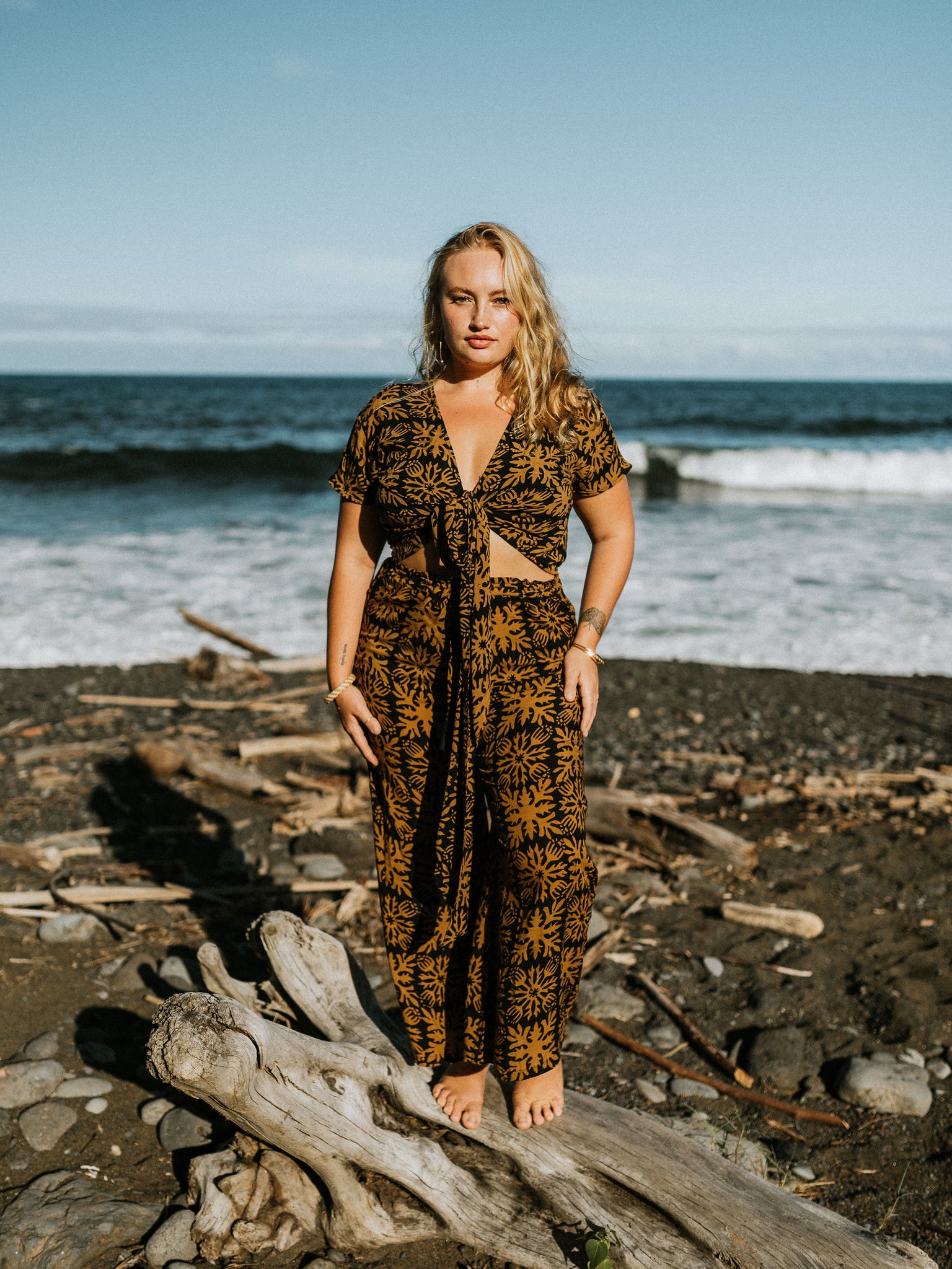 OLU WRAP TOP