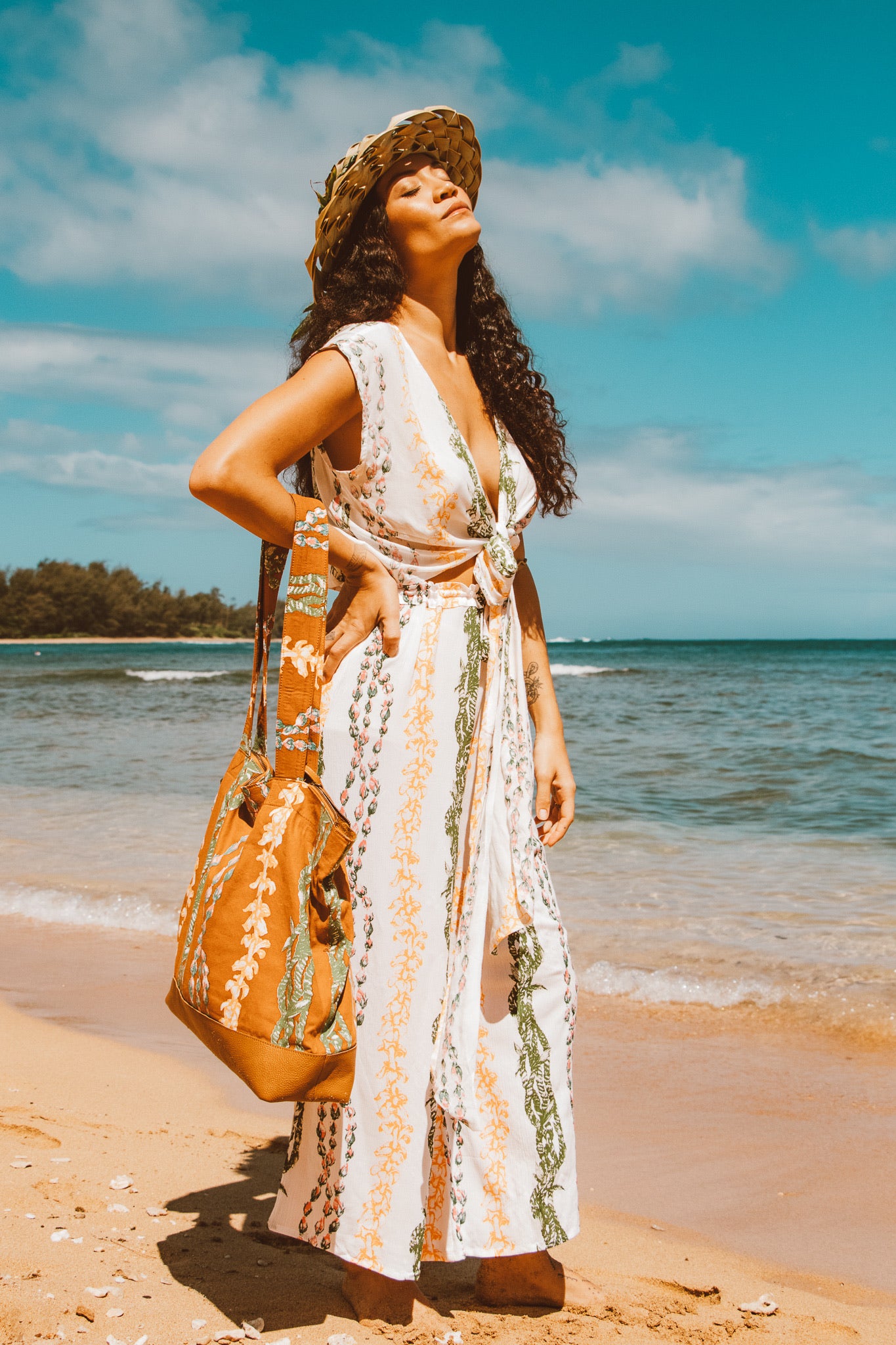 OLU WRAP TOP